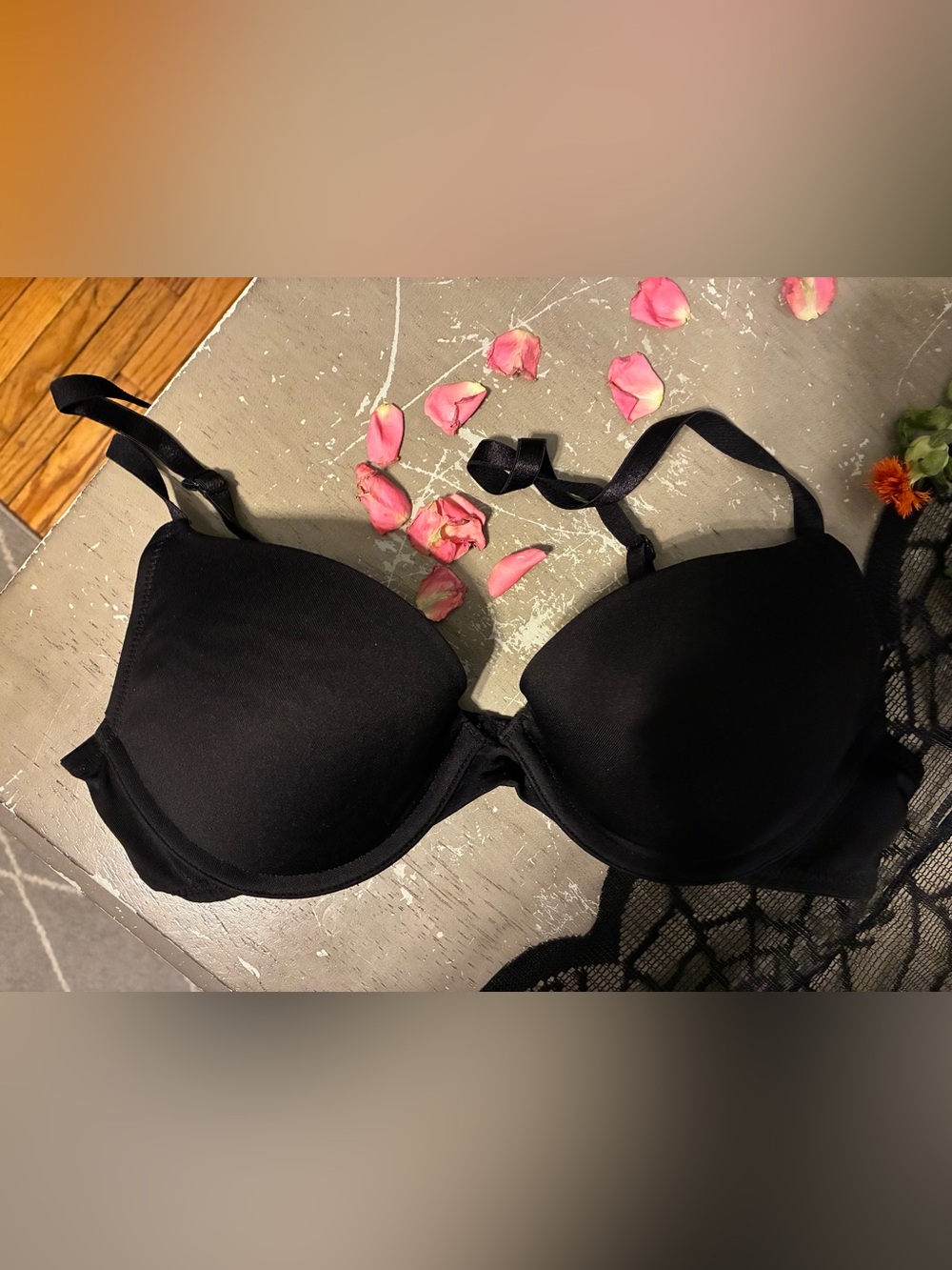 Black Push-Up Bra with Underwire and Extra Padding